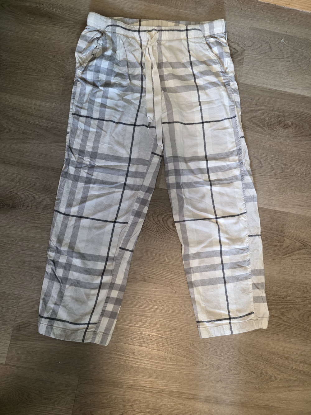aerie White and Gray Plaid Lounge Pants